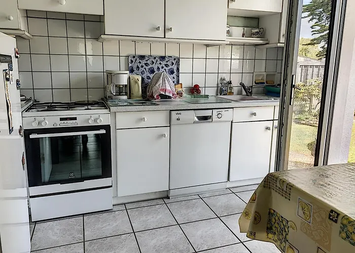 Maison Calme Avec Jardin, Veranda, Proche Plage Et Commerces - Fr-1-361-145 *